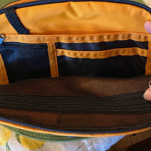 GH bass and Company fanny pack outdoor gear 6 x 11 two pockets . Like new. - Picture 2 of 4